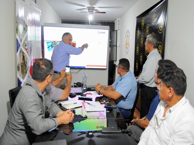 ESPECIALISTAS DE BENITO ROGGIO DISERTARON JUNTO A COLEGIO DE ARQUITECTOS ZONAL SULLANA LAS OPORTUNIDADES DEL PROYECTO DE DRENAJE PLUVIAL INTEGRAL PARA LA CIUDAD