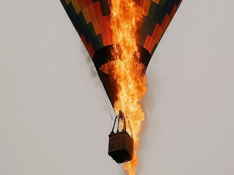 Tragedia en Brasil: al menos ocho muertos al caer un globo aerostático con 21 pasajeros a bordo
