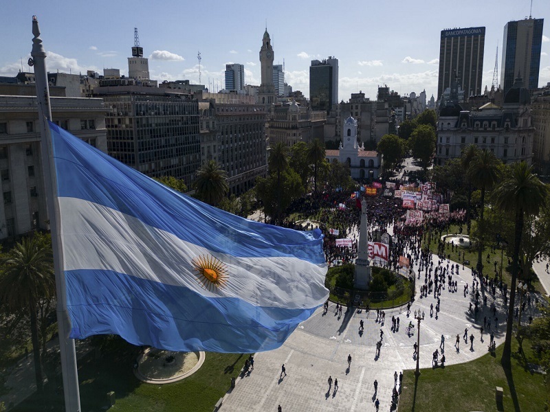 Jornada de movilizaciones contra Gobierno de Javier Milei en Buenos Aires