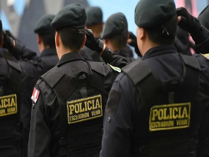 Empresario denunció por el robo de medio millón de soles a 9 policías, incluido el coronel Montúfar