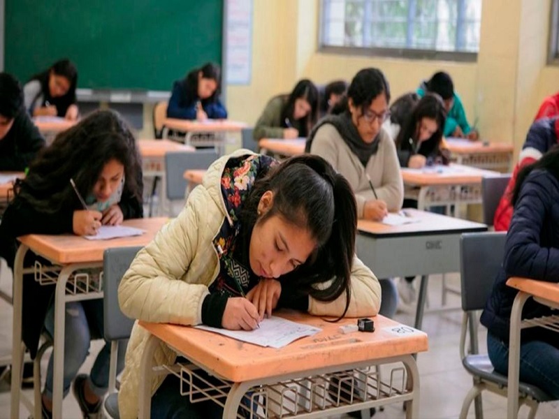 Hay 20 mil estudiantes que quedarían sin Beca 18