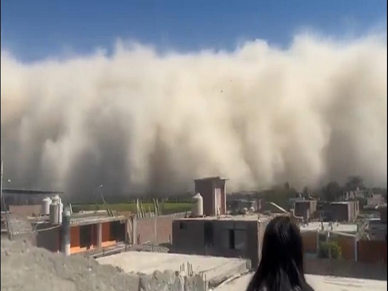 Gigantesca NUBE DE ARENA DESATA EL PÁNICO en valle de Ica 