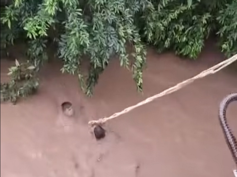 Policía muere ahogado cuando trataba de rescatar a jóvenes