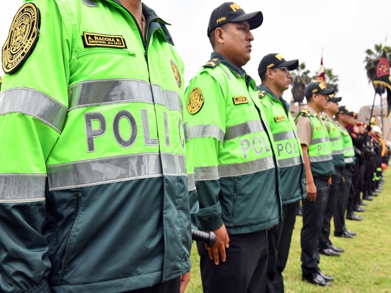 El 50% de policías en Lima vestirá de civil a partir de hoy, anunció el ministro del Interior