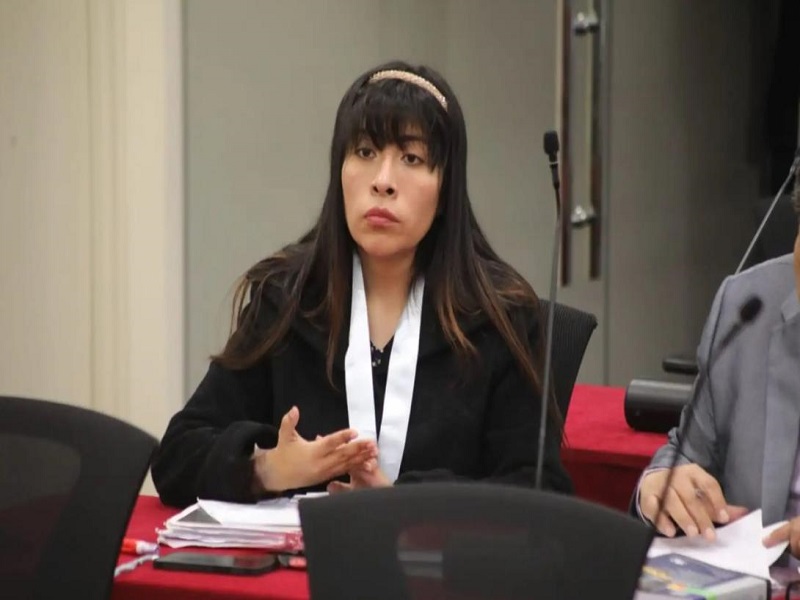 Betssy Chávez: Refuerzan seguridad en la Embajada de México