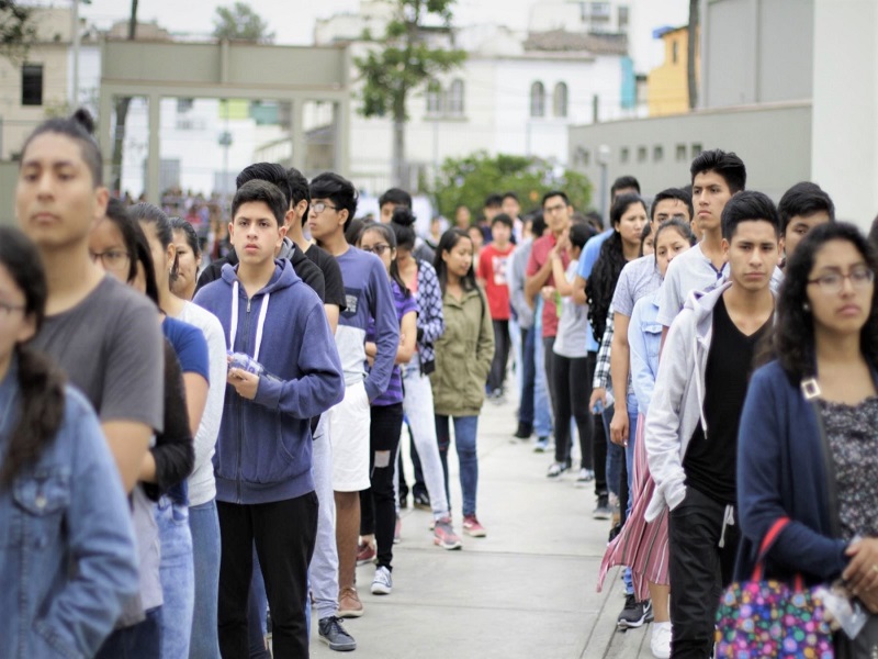 Jóvenes en pobreza ocuparán el 10% de empleos estatales