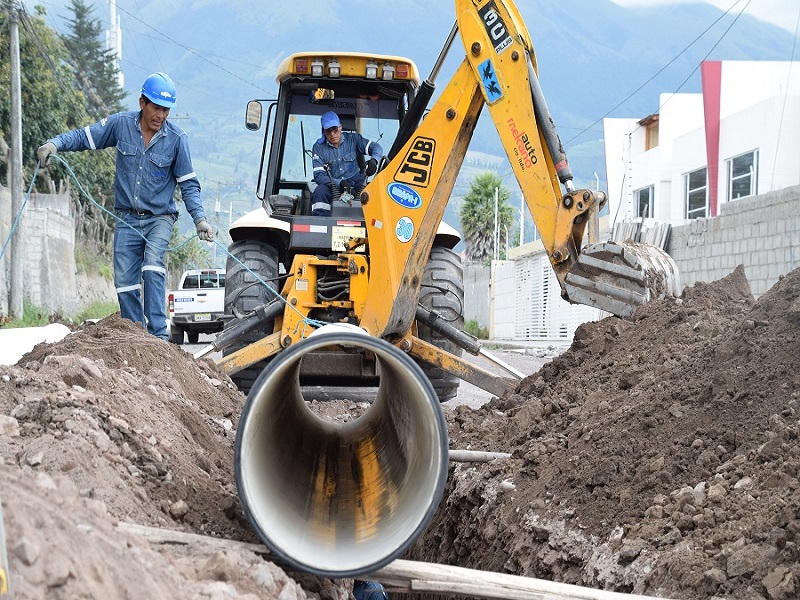 Ministerio de Vivienda financia 36 obras de agua, saneamiento y urbanismo a favor de más de 59 mil habitantes de 11 regiones